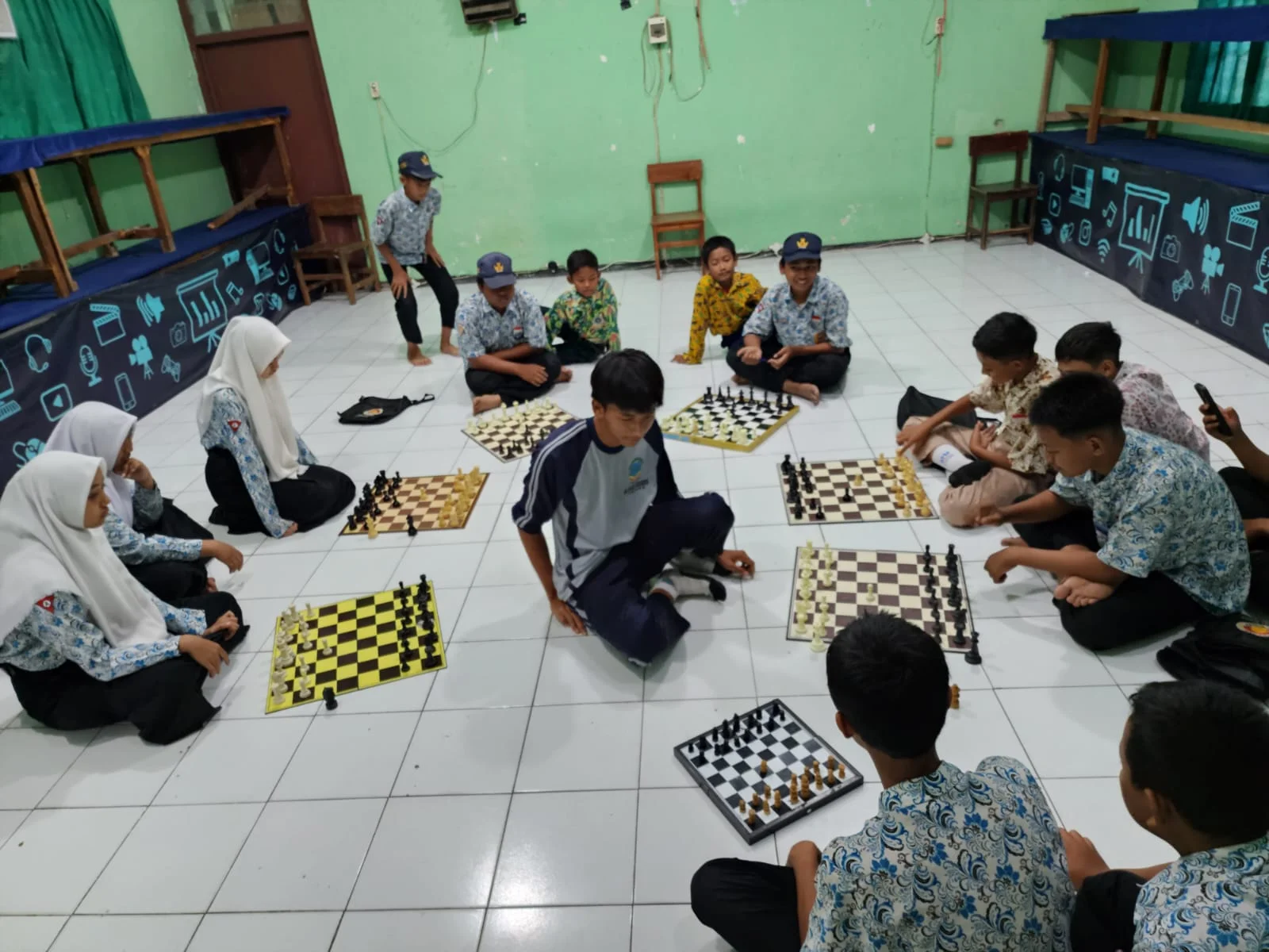 CATUR